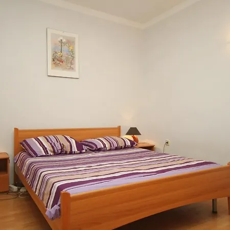 Sergio 1499 Apartment *